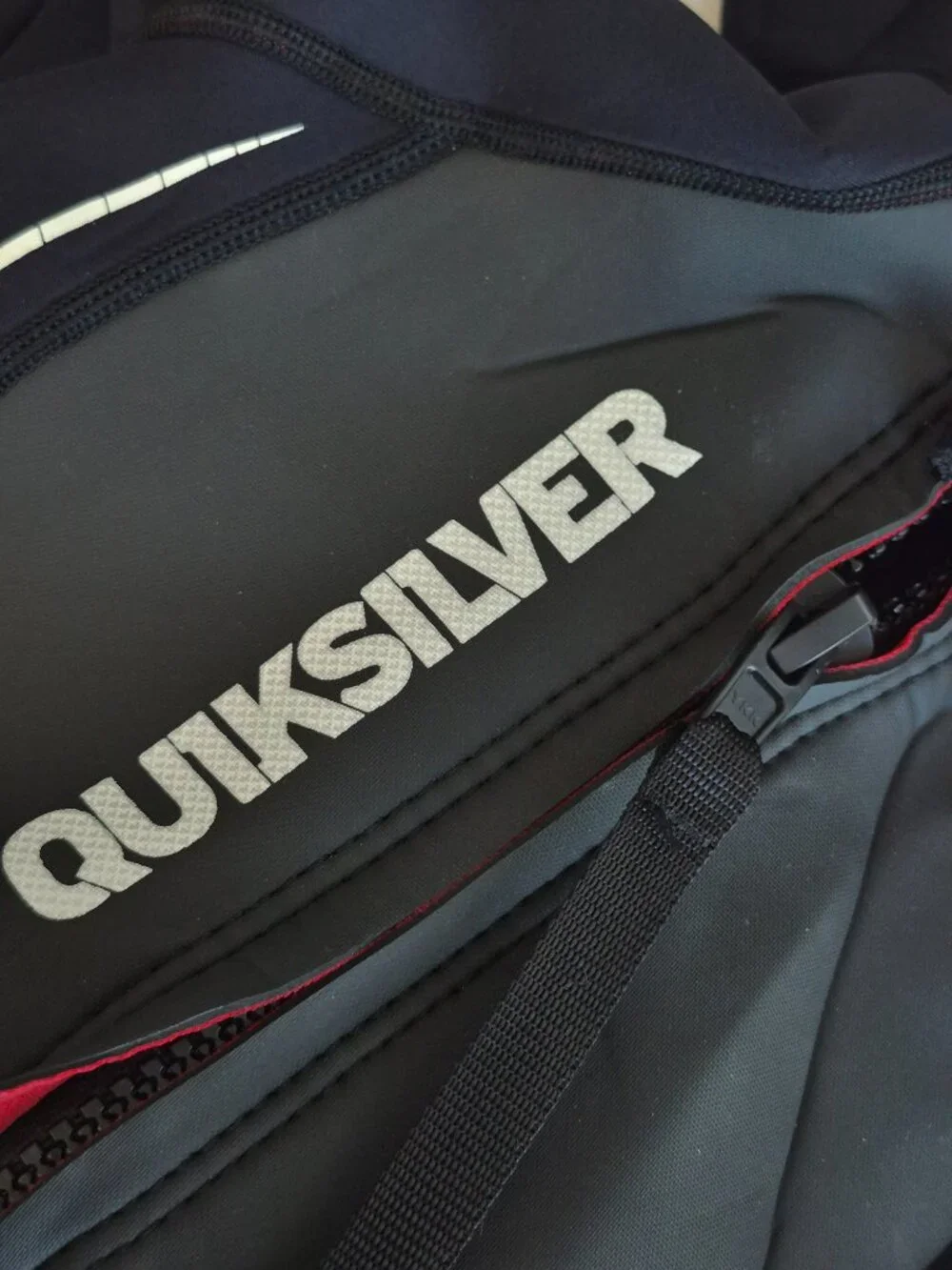 Quiksilver Kids Wetsuit Full Length Coverage Black and Gray Size 12/158